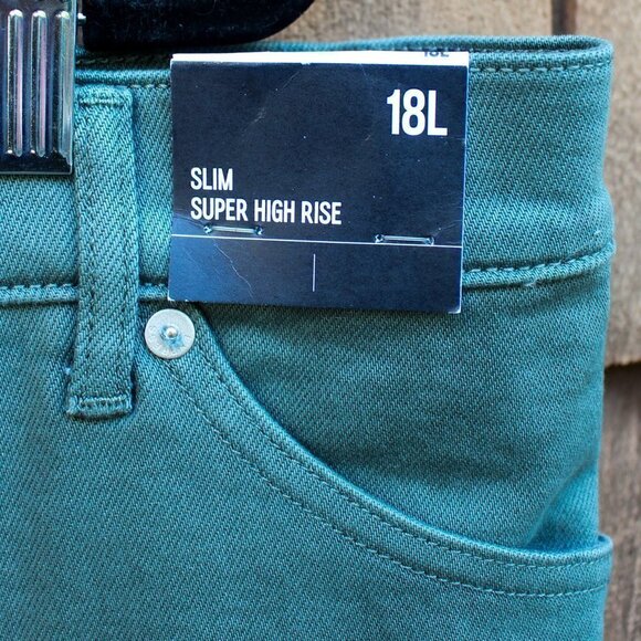 Express Super High Waisted Green Raw Hem Slim Jeans‎ NWT 18 Long Plus Size - Picture 5 of 7